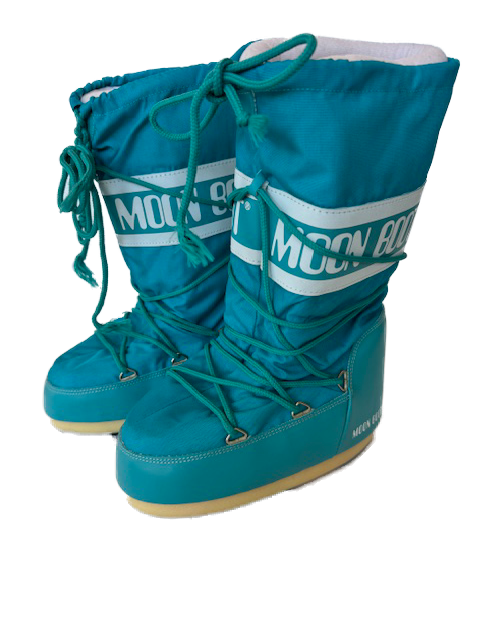 MOON BOOT